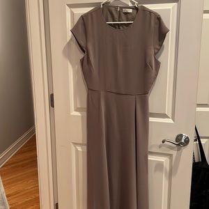 Beautiful babaton Hamptons dress from Aritzia - never worn